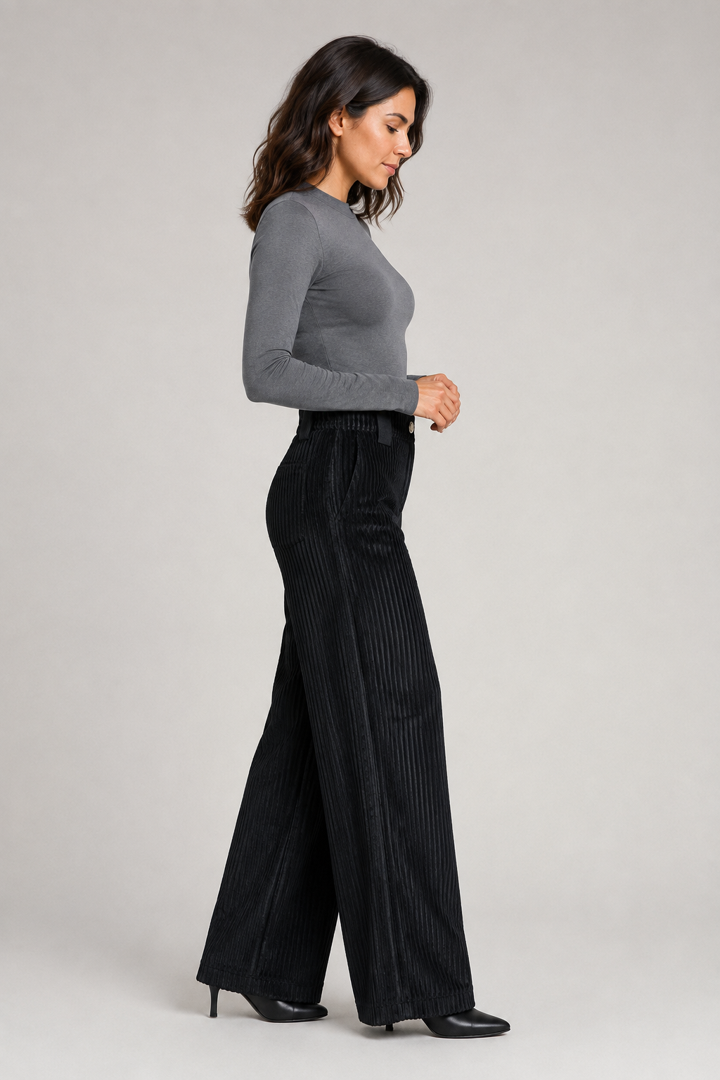 Textured Wide-Leg Trousers in Black, side view